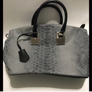 London Fog Gray Tote Hand Bag